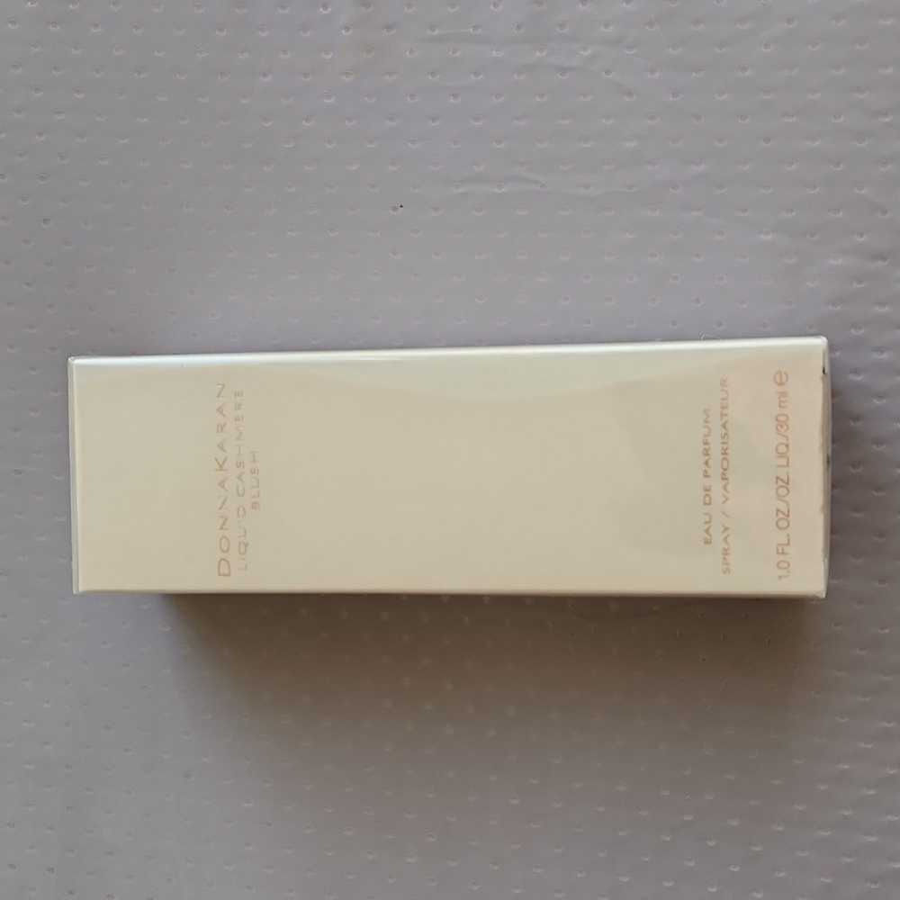 Donna Karan Liquid Cashmere Blush fragrance, 30 ml
